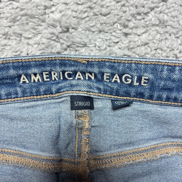 American Eagle Jeans Womens 4 Long Mom Jean Strigid Stretch Distressed Knee Hole - Picture 2 of 7